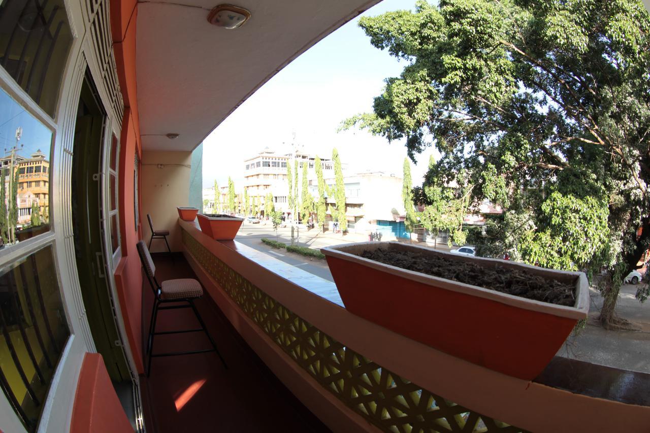 We Travel Hostel Moshi Exterior foto