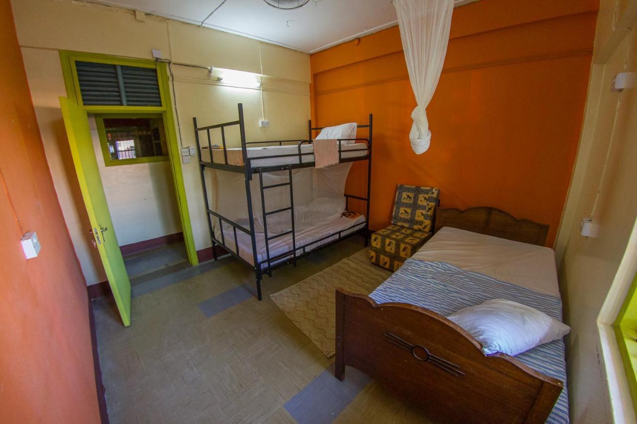 We Travel Hostel Moshi Exterior foto